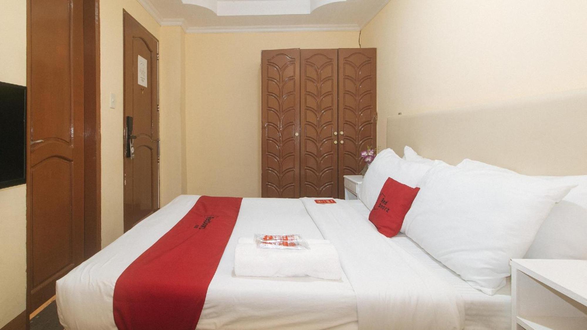 Reddoorz Premium At The Grand Peninsula Suites Balanga Luaran gambar